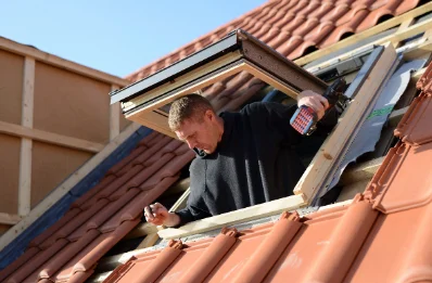 Pose de fenêtres de toit Velux à Sioniac
